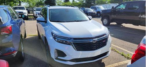 2022 Chevrolet Equinox FWD RS