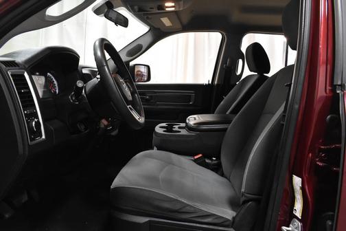 Delmonico Red Pearlcoat 2021 RAM 1500 Classic SLT