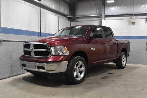 Delmonico Red Pearlcoat 2021 RAM 1500 Classic SLT
