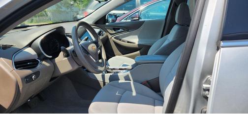 2021 Chevrolet Malibu FWD LT