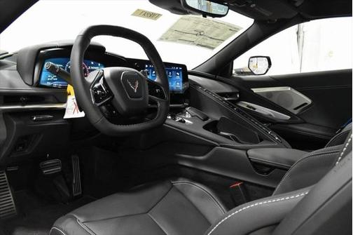 2024 Chevrolet Corvette Stingray w/2LT