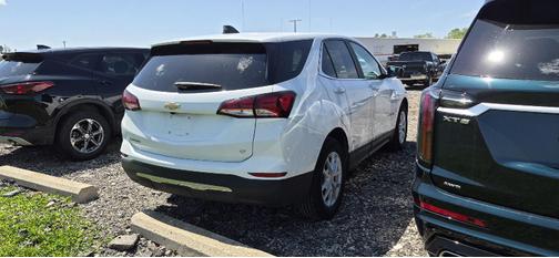 Summit White 2023 Chevrolet Equinox 1LT