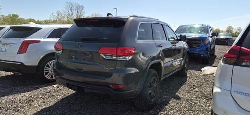 Granite Crystal Metallic Clearcoat 2015 Jeep Grand Cherokee Laredo