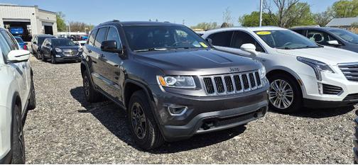 Granite Crystal Metallic Clearcoat 2015 Jeep Grand Cherokee Laredo