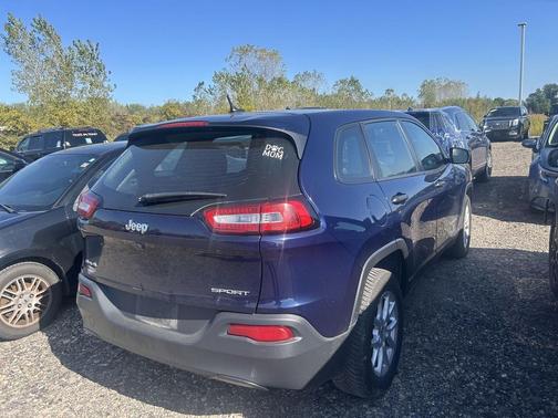 2014 Jeep Cherokee Sport