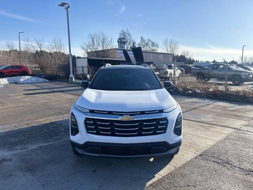 Summit White 2026 Chevrolet Equinox 1LT