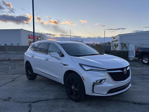 2024 Buick Enclave Essence FWD
