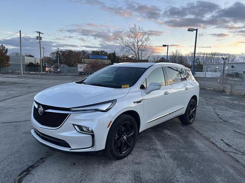 2024 Buick Enclave Essence FWD