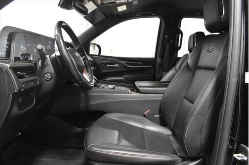 2022 Cadillac Escalade Luxury