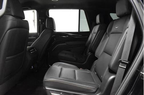 2022 Cadillac Escalade Luxury