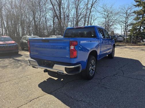 2025 Chevrolet Silverado 1500 LT