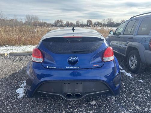 2016 Hyundai Veloster Turbo