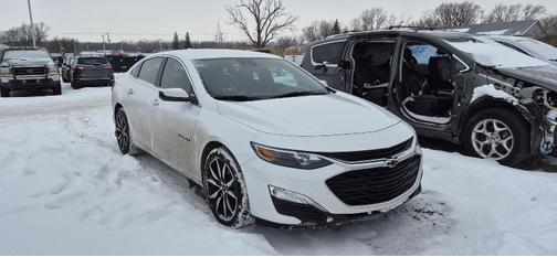 2025 Chevrolet Malibu FWD RS