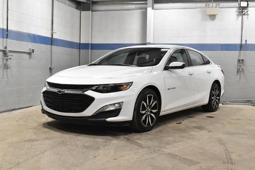 2025 Chevrolet Malibu FWD RS