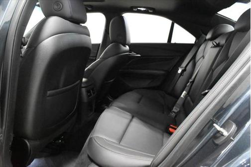 2022 Cadillac CT4 Premium Luxury
