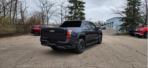 2025 Chevrolet Silverado EV LT