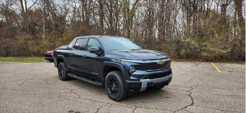 2025 Chevrolet Silverado EV LT