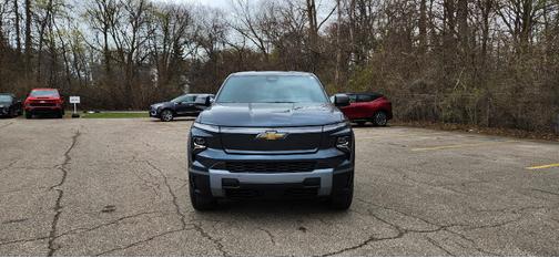2025 Chevrolet Silverado EV LT