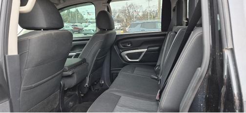 2019 Nissan Titan SV