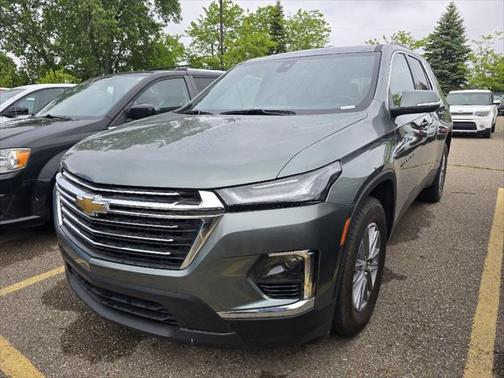 2022 Chevrolet Traverse LT Cloth
