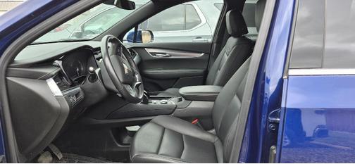 2025 Cadillac XT6 Luxury AWD