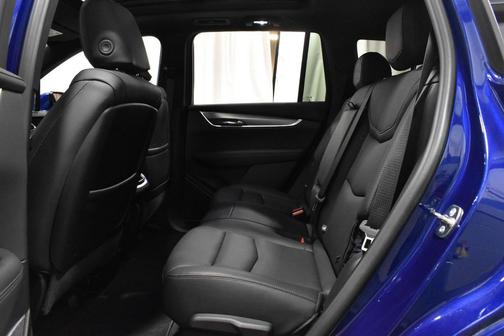 2025 Cadillac XT6 Luxury AWD