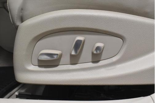 2015 Cadillac XTS Standard