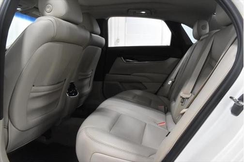 2015 Cadillac XTS Standard