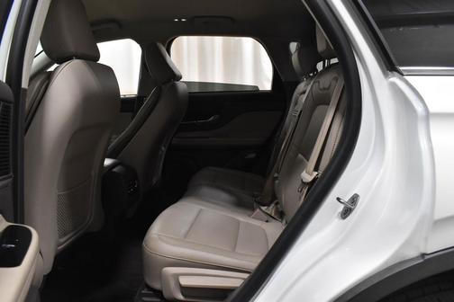 Pristine White 2021 Lincoln Corsair Standard