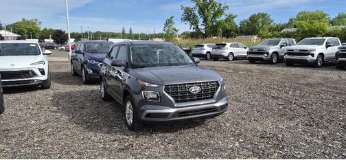 GRAY 2024 Hyundai VENUE SE