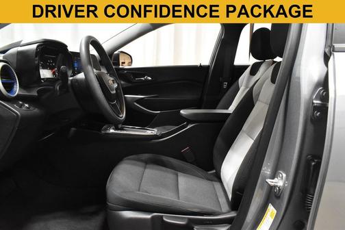 Sterling Gray Metallic 2024 Chevrolet Trax LS