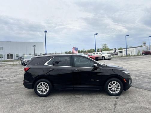 Mosaic Black Metallic 2022 Chevrolet Equinox 1LT