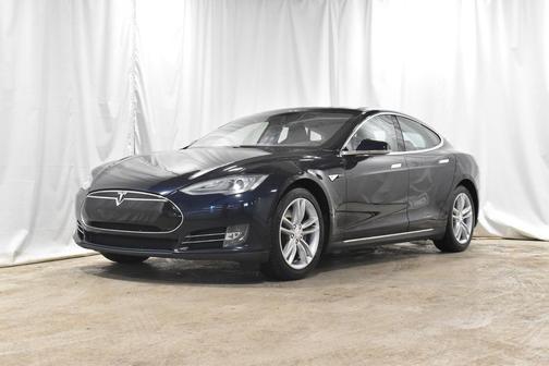 Blue Metallic 2013 Tesla Model S Performance