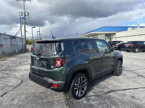2021 Jeep Renegade Jeepster 4x4