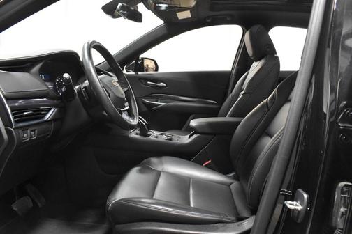 Stellar Black Metallic 2023 Cadillac XT4 Luxury
