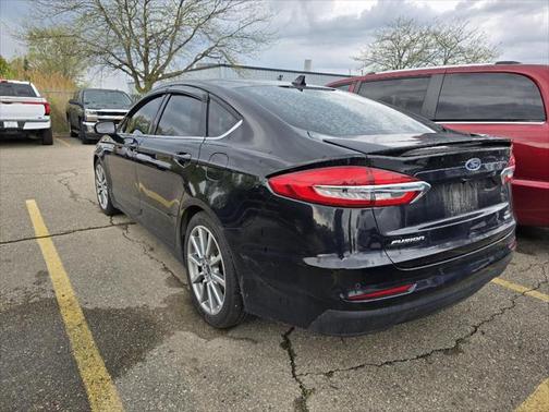 2020 Ford Fusion SE