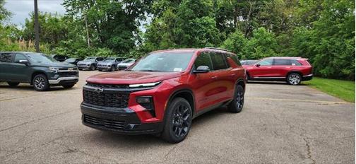 2025 Chevrolet Traverse RS