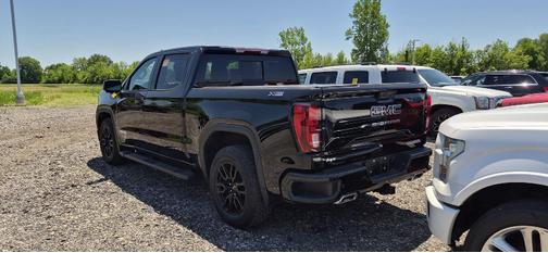 Onyx Black 2024 GMC Sierra 1500 Elevation