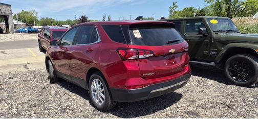 Radiant Red Tintcoat 2024 Chevrolet Equinox 1LT