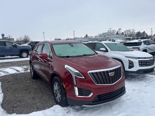 2022 Cadillac XT5 Premium Luxury