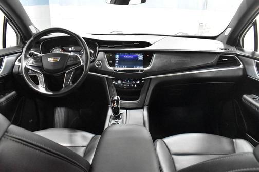 Crystal White Tricoat 2024 Cadillac XT5 Premium Luxury