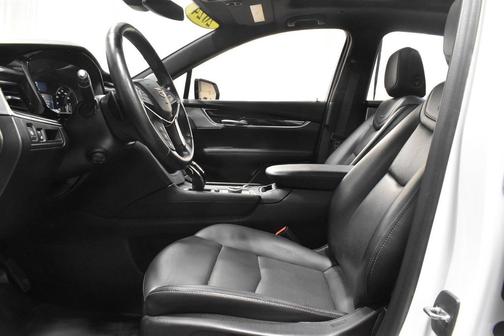 Crystal White Tricoat 2024 Cadillac XT5 Premium Luxury