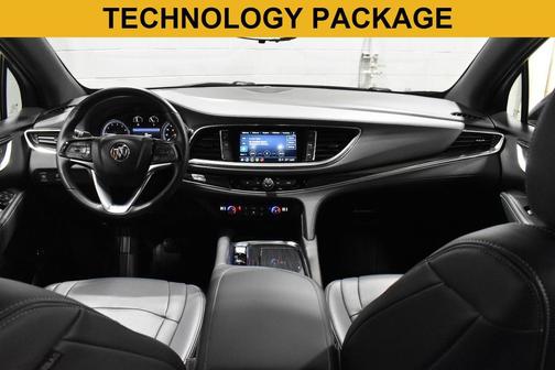 2022 Buick Enclave AWD Essence