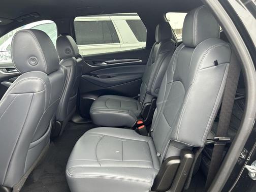 2022 Buick Enclave AWD Essence