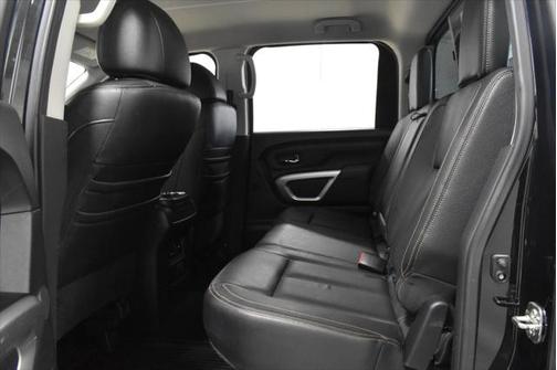 2017 Nissan Titan XD SL