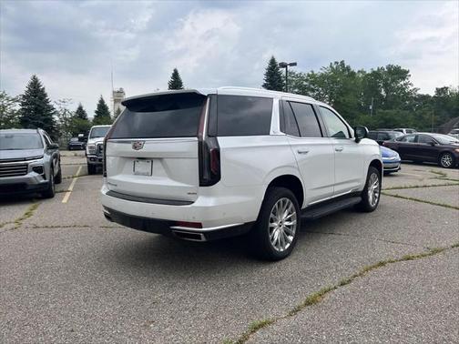 2022 Cadillac Escalade Premium Luxury