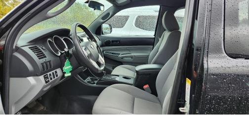 2013 Toyota Tacoma Base