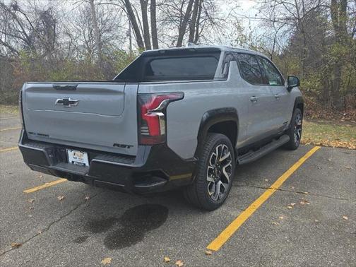 2025 Chevrolet Silverado EV RST