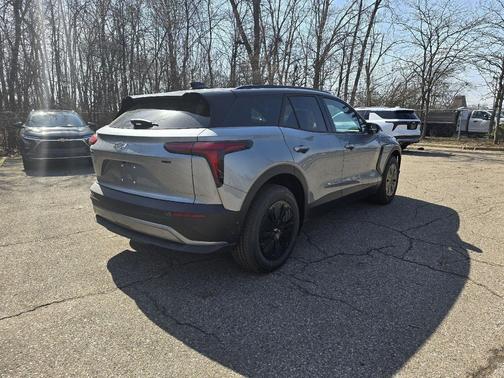 2025 Chevrolet Blazer EV eAWD LT