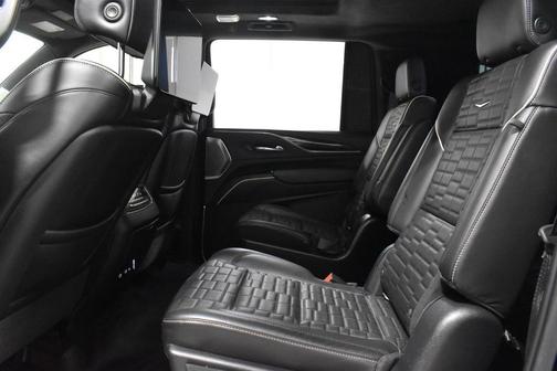 2021 Cadillac Escalade ESV Sport Platinum